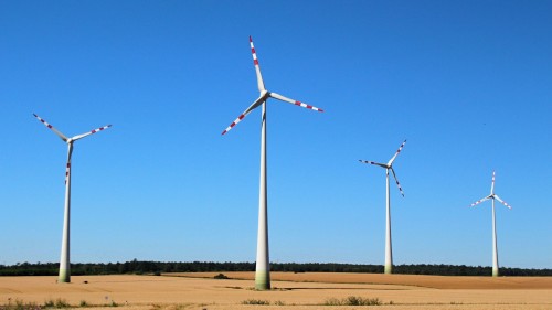Bild (c) Tomas74 - wind-energy-252355_1920 - pixabay.com